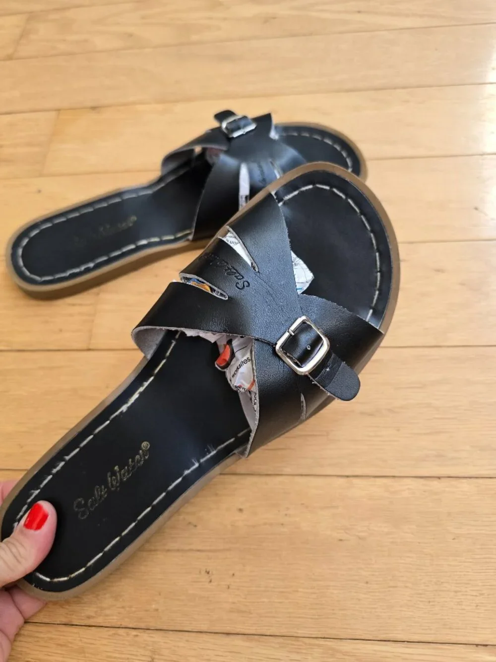 Salt Water by Hoy Shoes | Classic black leather minimalist slide sandals | WMS 7